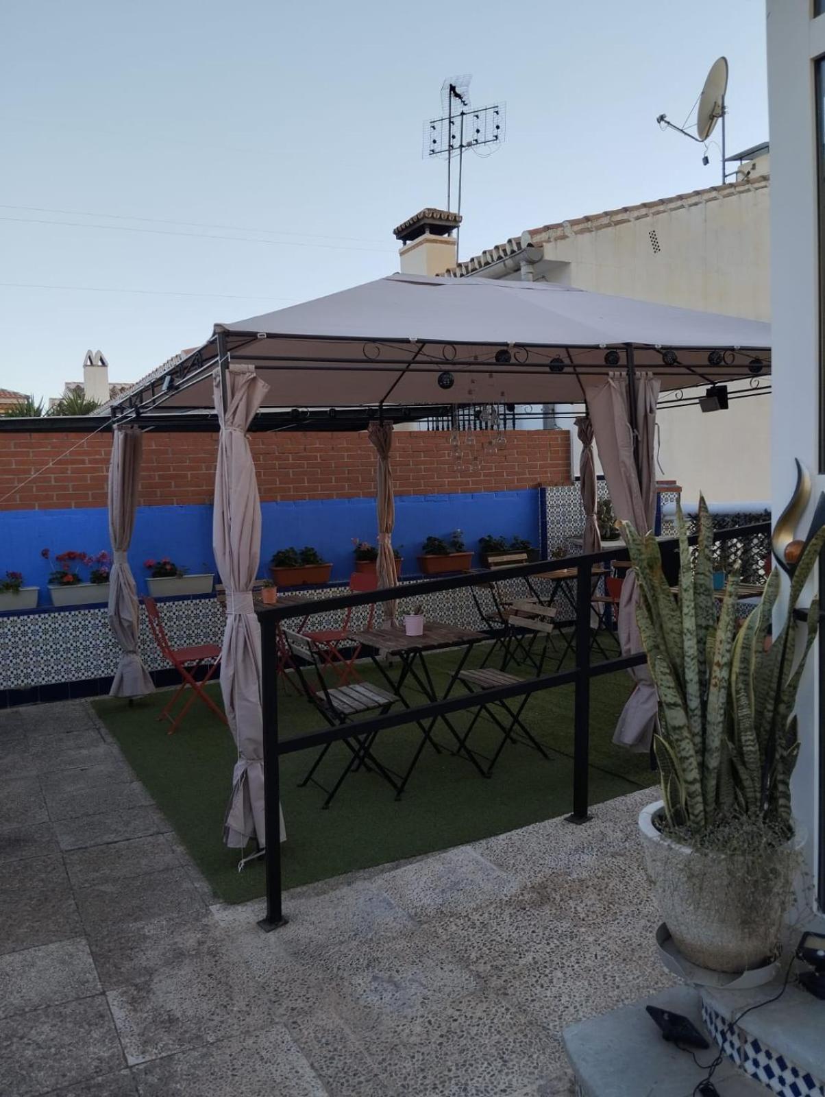Monisimo Pension Rincon De La Victoria Exterior photo